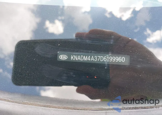 KNADM4A37D6199960: 39796744