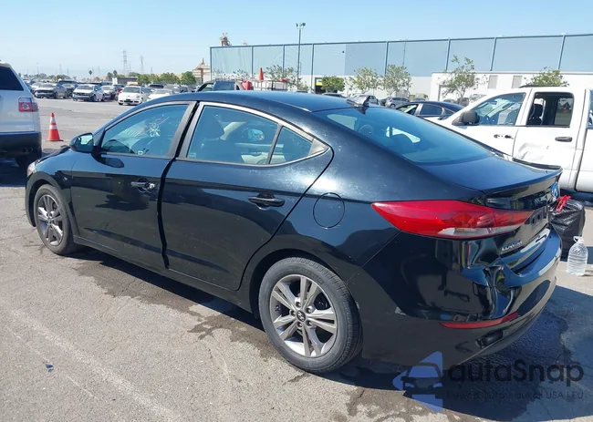 KMHD84LF9HU179995: 39796373