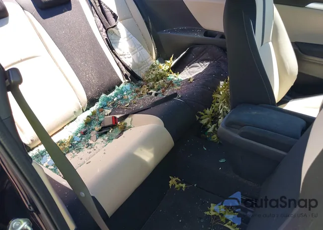 2HGFC3B30JH355078: 39797710