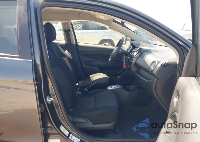 ML32AUHJ5RH000586: 39799764