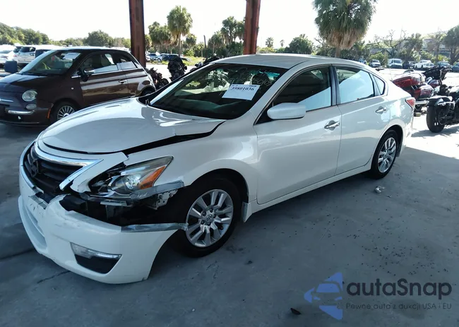 1N4AL3AP3FC212879: 39801036