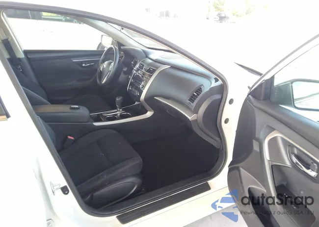 1N4AL3AP3FC212879: 39801036