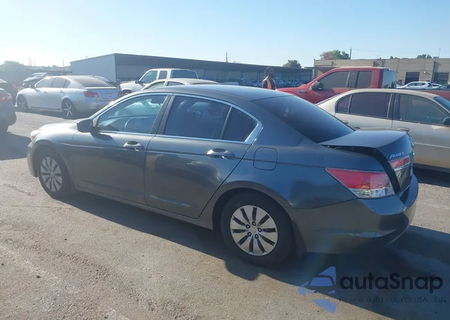 1HGCP2F67CA168329: 39801064