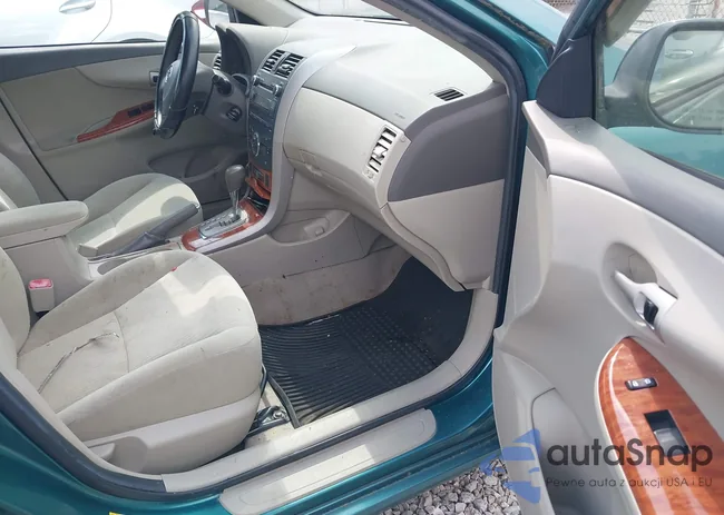 1NXBU4EE9AZ261030: 39802390