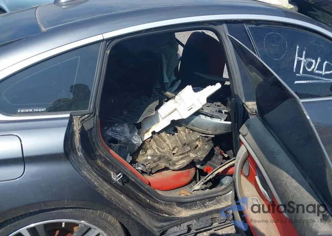 WBA4J1C55KBM18909: 39803671