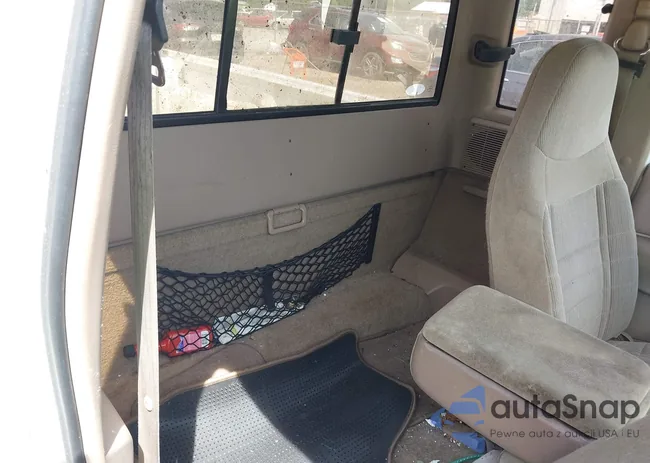 1FTCR14A7VPB08268: 39803630