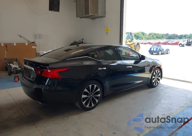 1N4AA6AP3GC375122: 39804364