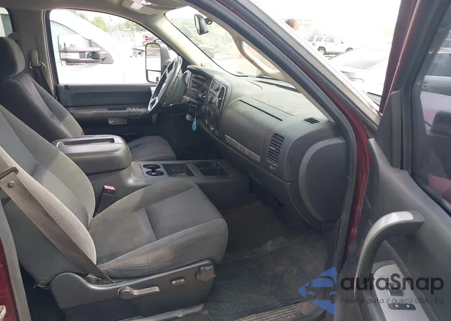 2GCEK13M081319693: 39805721