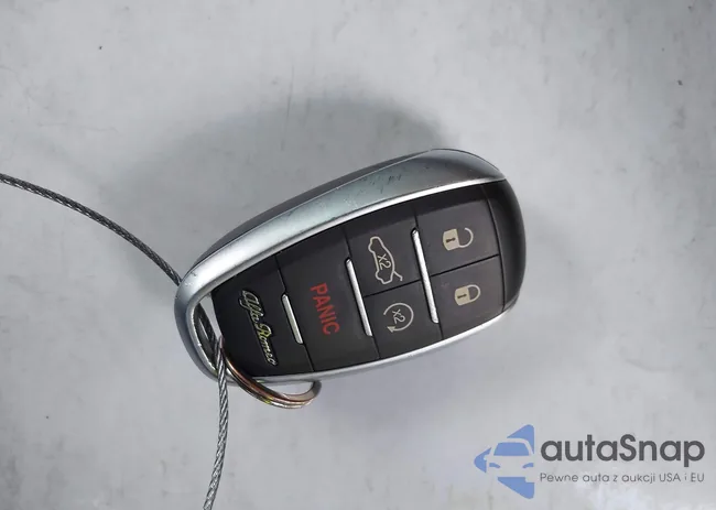 ZARFAMBN3K7601393: 39806424