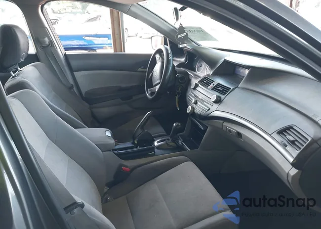 1HGCP2F35AA051304: 39810397