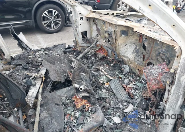 5YJ3E1EC6LF625029: 39811737