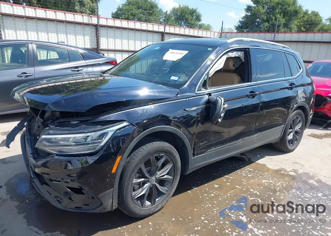 3VV3B7AX0NM020783: 39815100