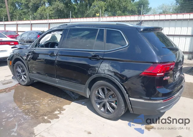 3VV3B7AX0NM020783: 39815100