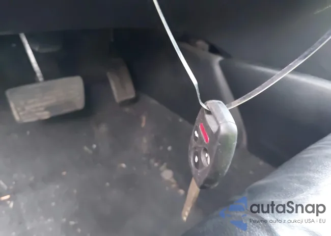 1HGCP2F67CA197412: 39816555