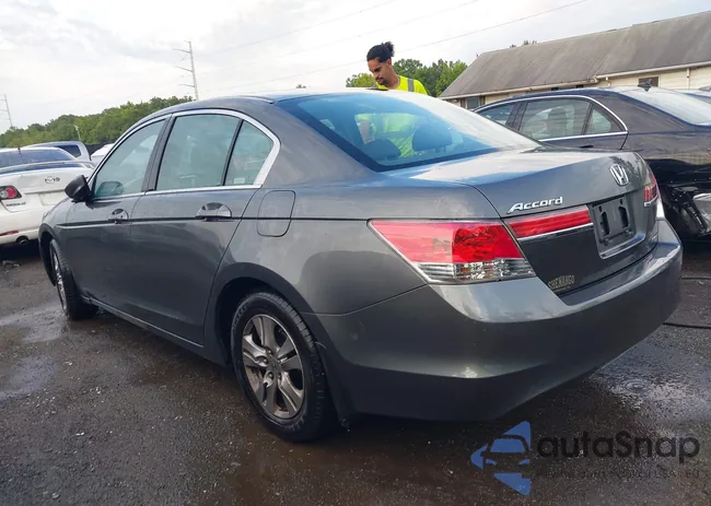 1HGCP2F67CA197412: 39816555