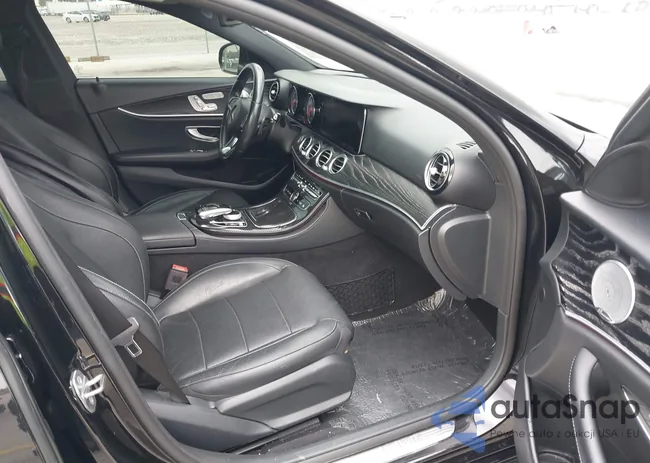 WDDZF4JB8HA272238: 39817633