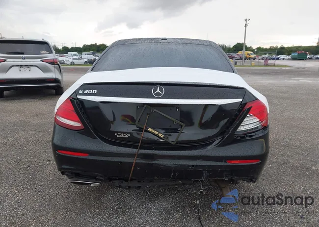 WDDZF4JB8HA272238: 39817633