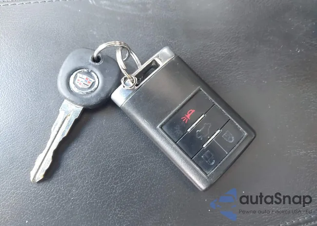 1G6DM5EY0B0151279: 39819232