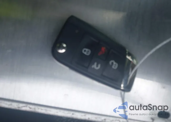 3VW5T7AU9KM037584: 39819694