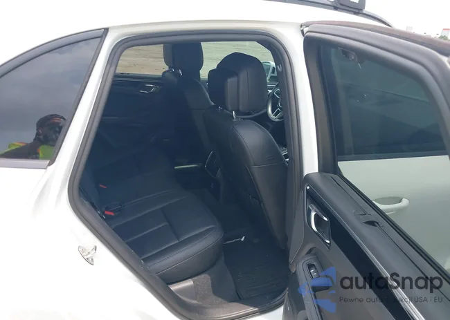 WP1AA2A58MLB17626: 39821072