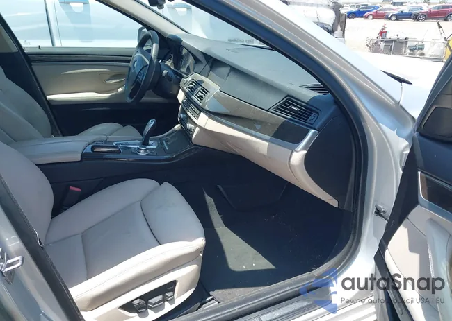 WBAFR7C56DC820603: 39820288