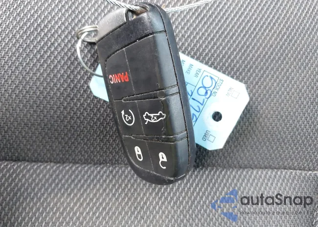 2C3CDXBG8JH174243: 39820429