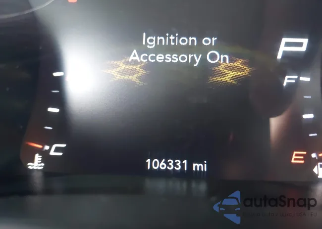 2C3CDXBG8JH174243: 39820429