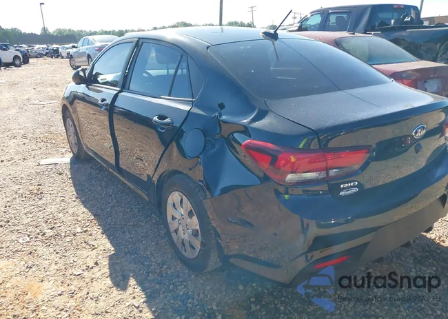 3KPA24AB2KE203911: 39821255