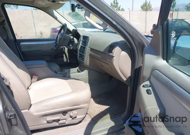 4M2ZU86E74ZJ51877: 39822361