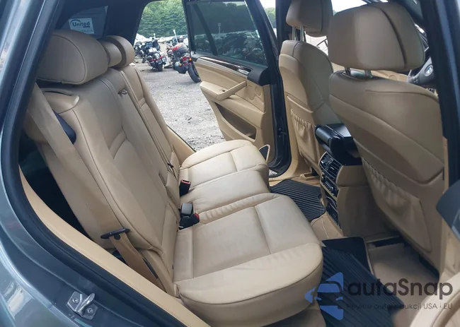 5UXZV8C52D0C15272: 39822453