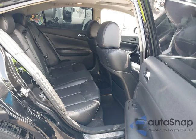 1N4AA5AP2CC827680: 39822629