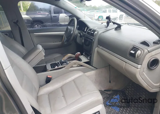 WP1AA29PX8LA10797: 39824125