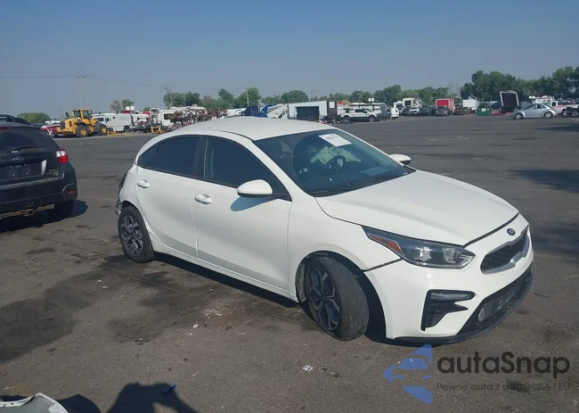 3KPF24AD6LE245727: 39824741