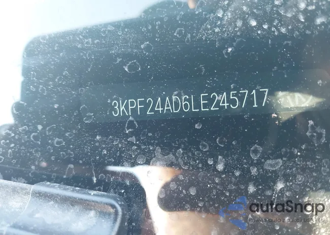 3KPF24AD6LE245727: 39824741