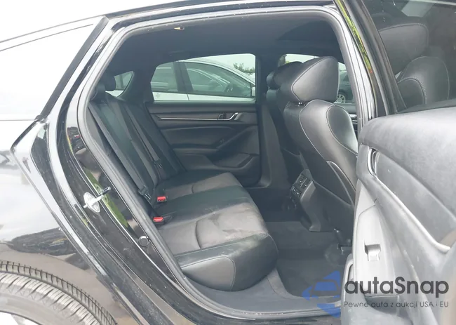 1HGCV2F32NA003898: 39824326