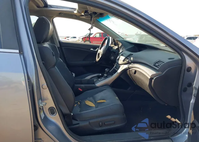 JH4CU2F67BC001462: 39826237