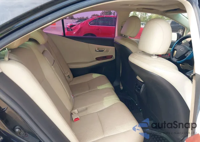 JTHBB1BA6B2046095: 39831103