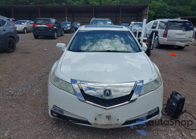 19UUA8F53BA002582: 39831825