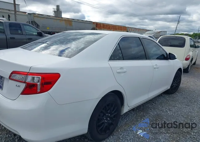 4T4BF1FK4ER342915: 39832925