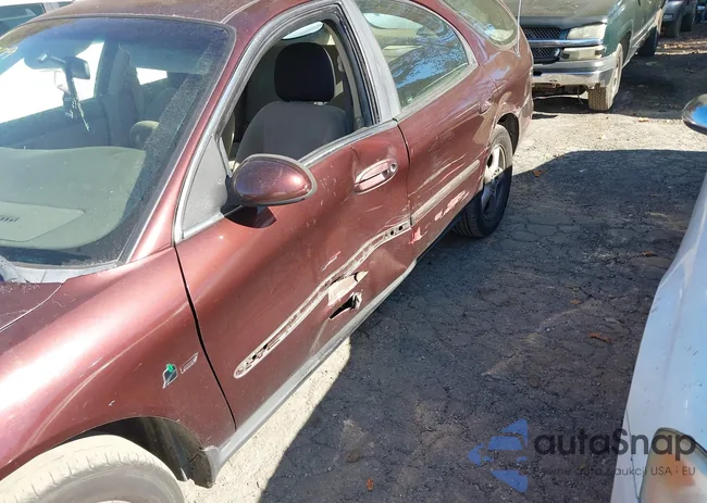 1FAFP5821YA156682: 39837861