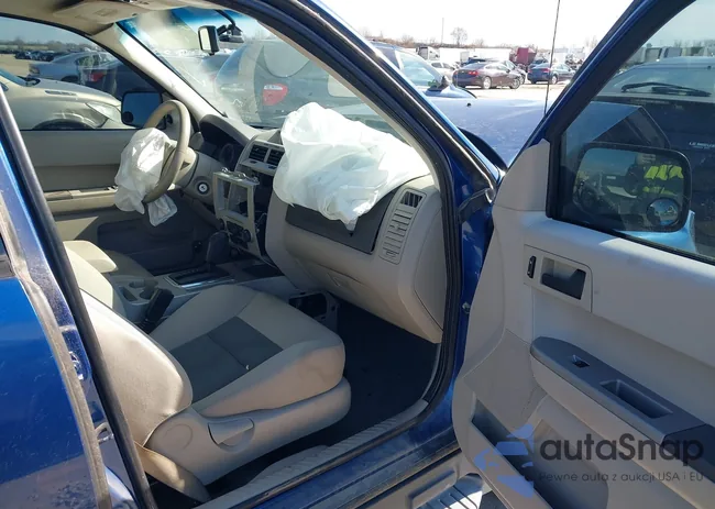 1FMCU93168KA50679: 39837887