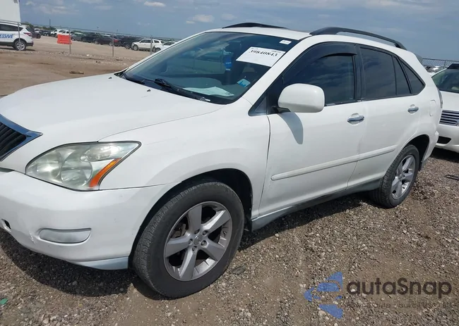 2T2GK31UX8C043995: 39840843