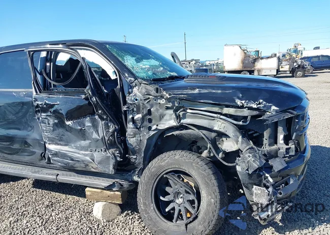 1C6SRFJM2NN235018: 39841684