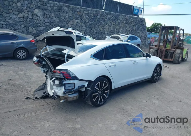 1HGCY2F83RA028432: 39843906