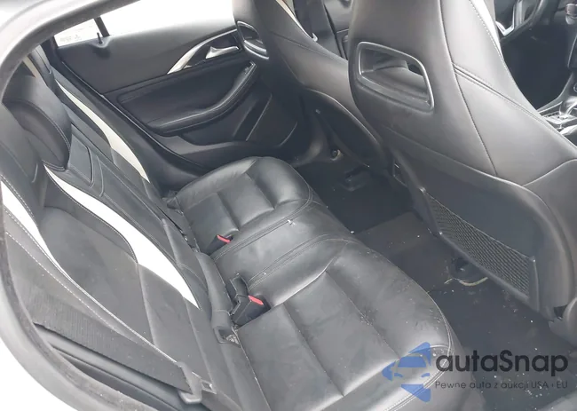 SJKCH5CP5HA032733: 39853323