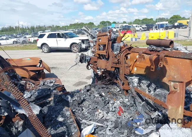 1FT7W2BT2NEE76745: 39853562