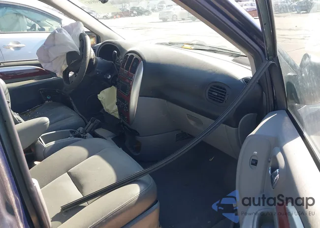 2C4GP64L95R284629: 39856053