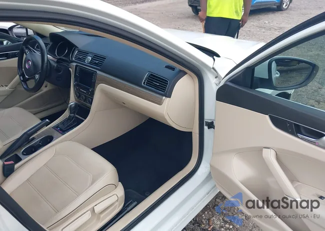 1VWBT7A36HC013909: 39857057