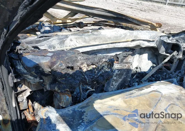 2G1WC5E38C1179343: 39858757