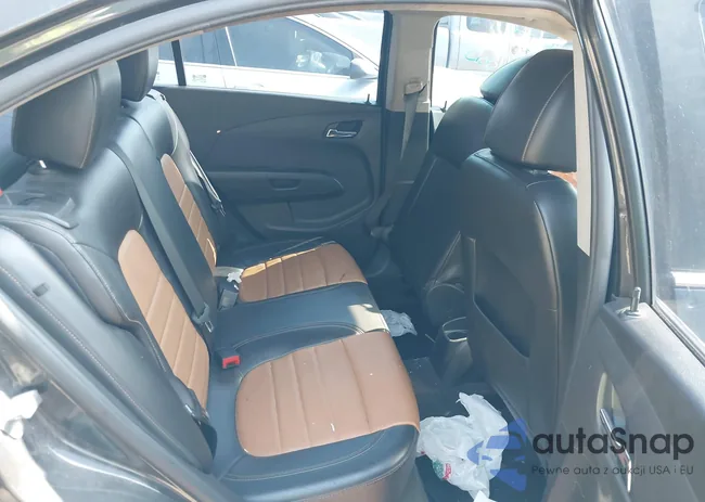 1G1JE5SBXF4185332: 39863040